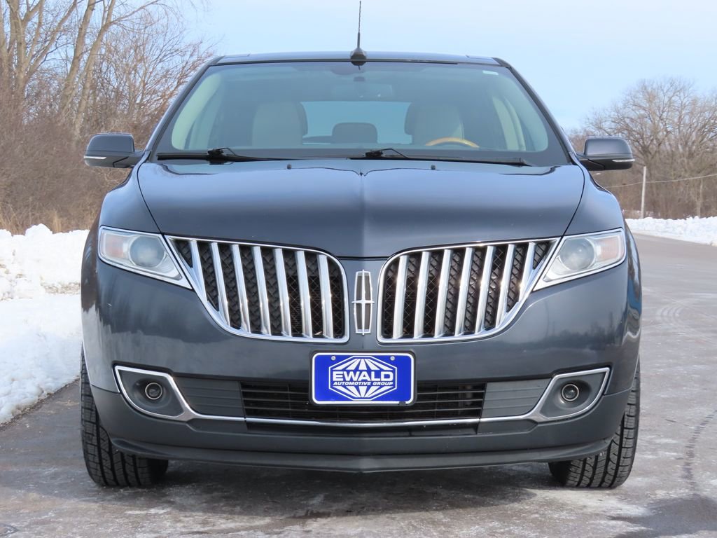 Used 2014 Lincoln MKX AWD w/ Equipment Group 102A image 15