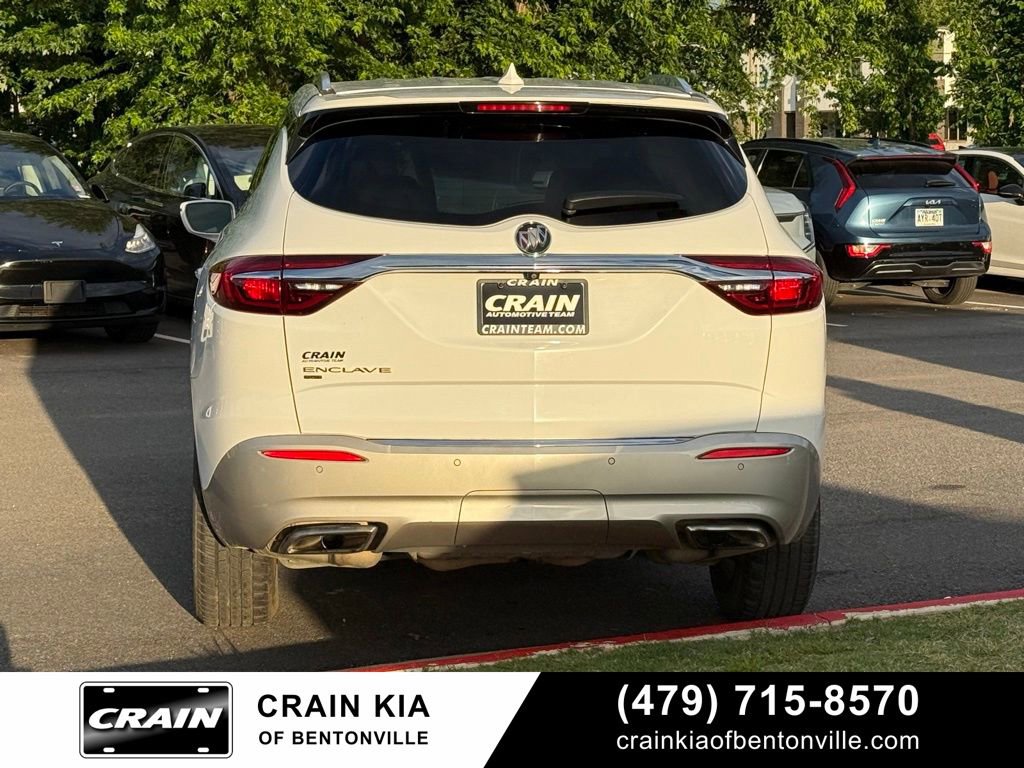 Used 2020 Buick Enclave Essence AWD/4WD image 6