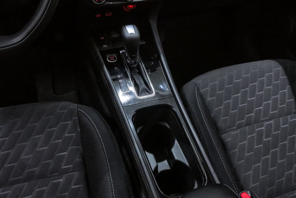 Used 2023 Nissan Kicks SV FWD image 18