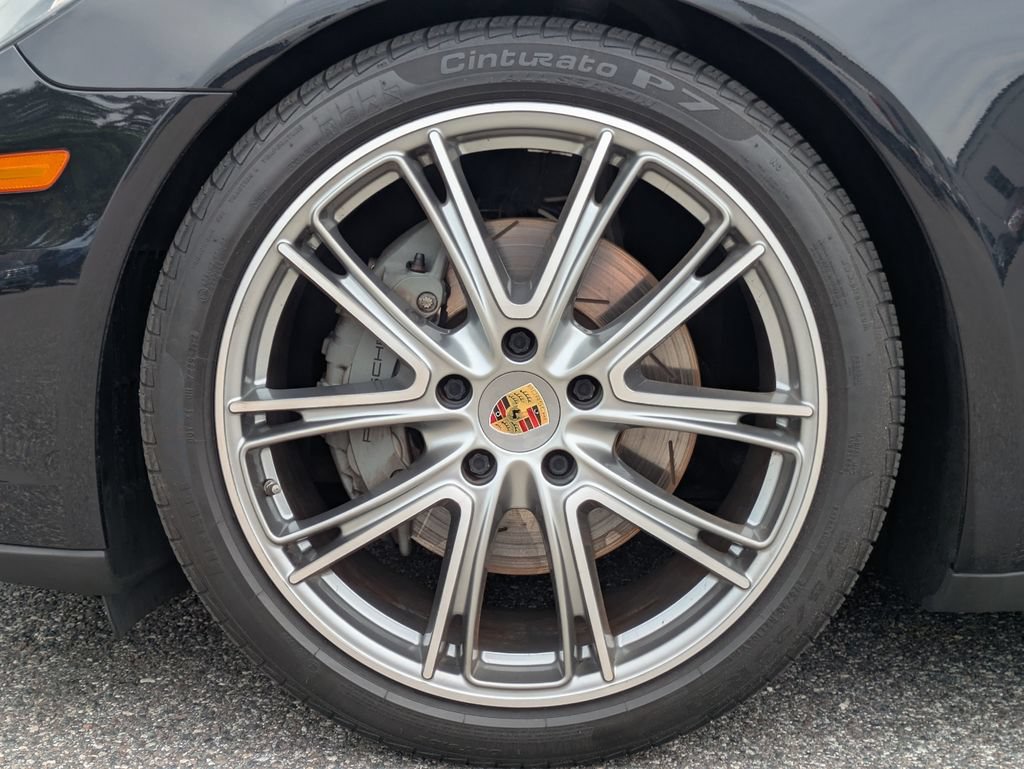 Used 2018 Porsche Panamera 4S AWD/4WD image 10