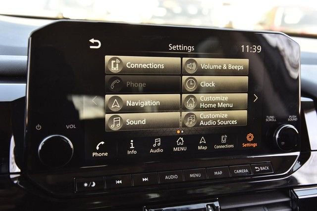 Certified 2024 Nissan Pathfinder SL image 17