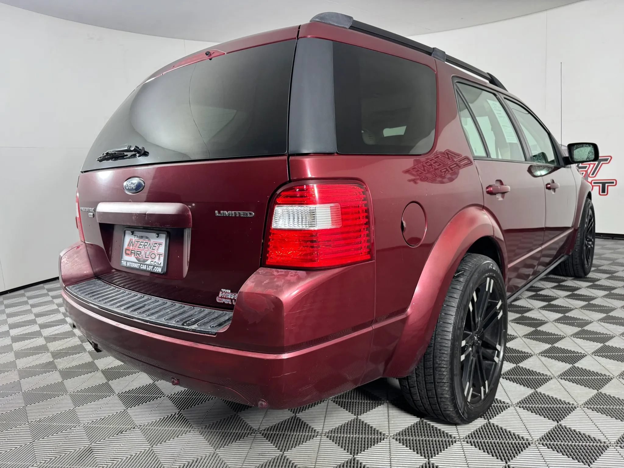 Used 2006 Ford Freestyle Limited AWD/4WD image 26