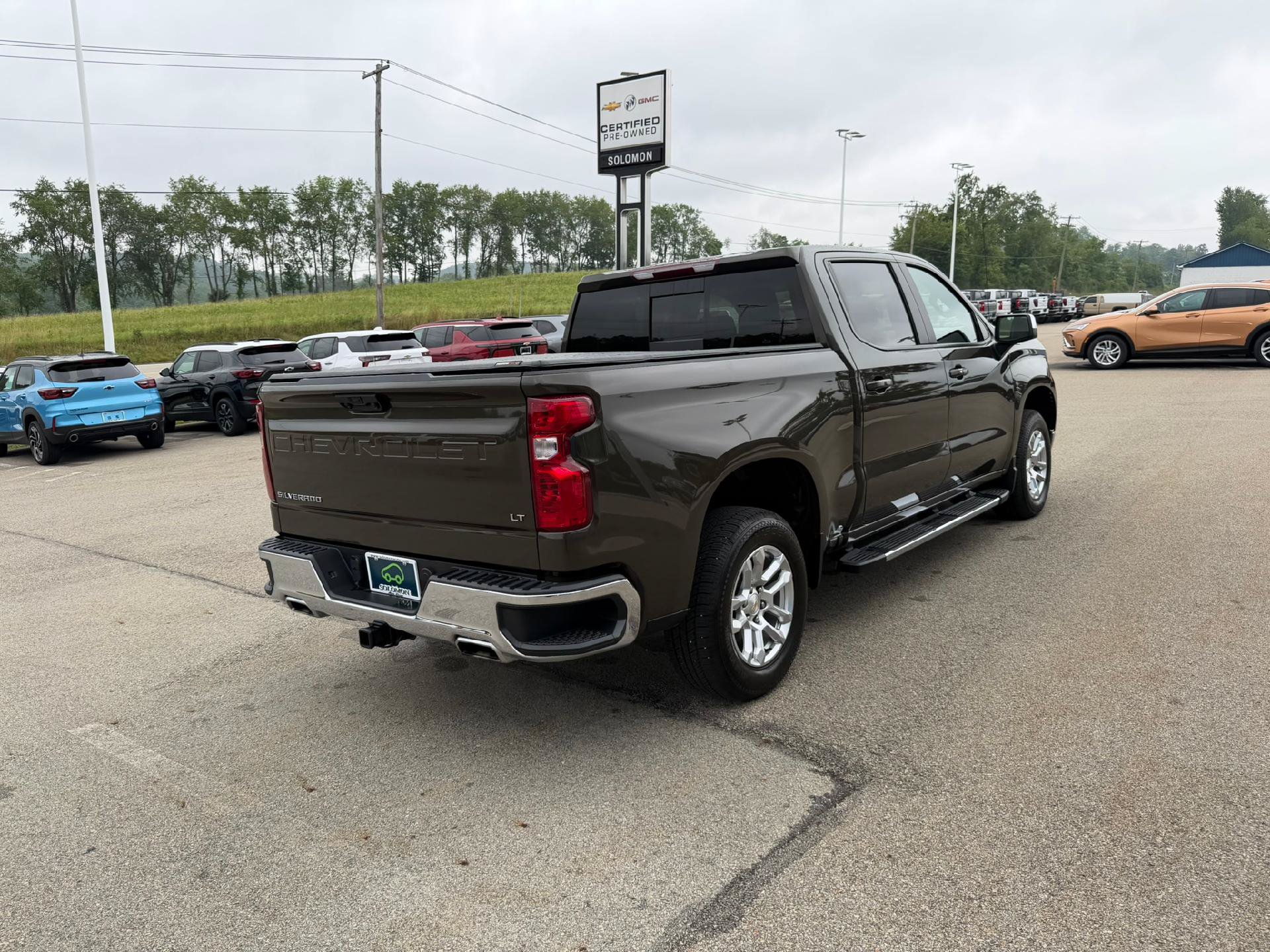 Certified 2023 Chevrolet Silverado 1500 LT w/ Z71 Off-Road Package AWD/4WD image 6