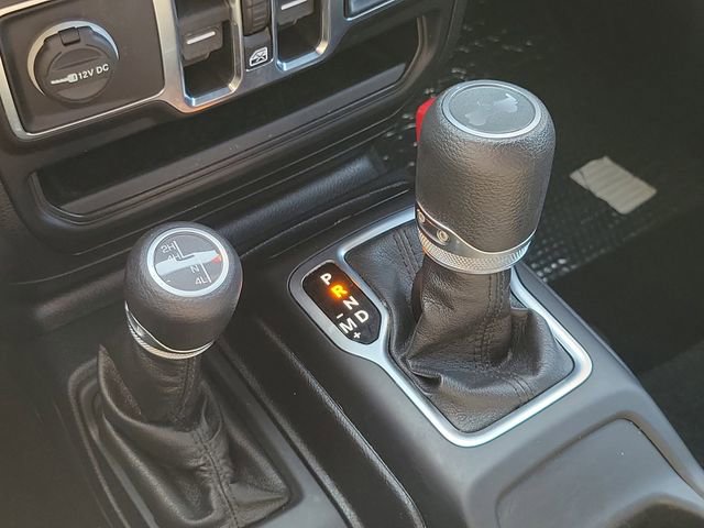 Used 2021 Jeep Wrangler Unlimited Sport AWD/4WD image 30