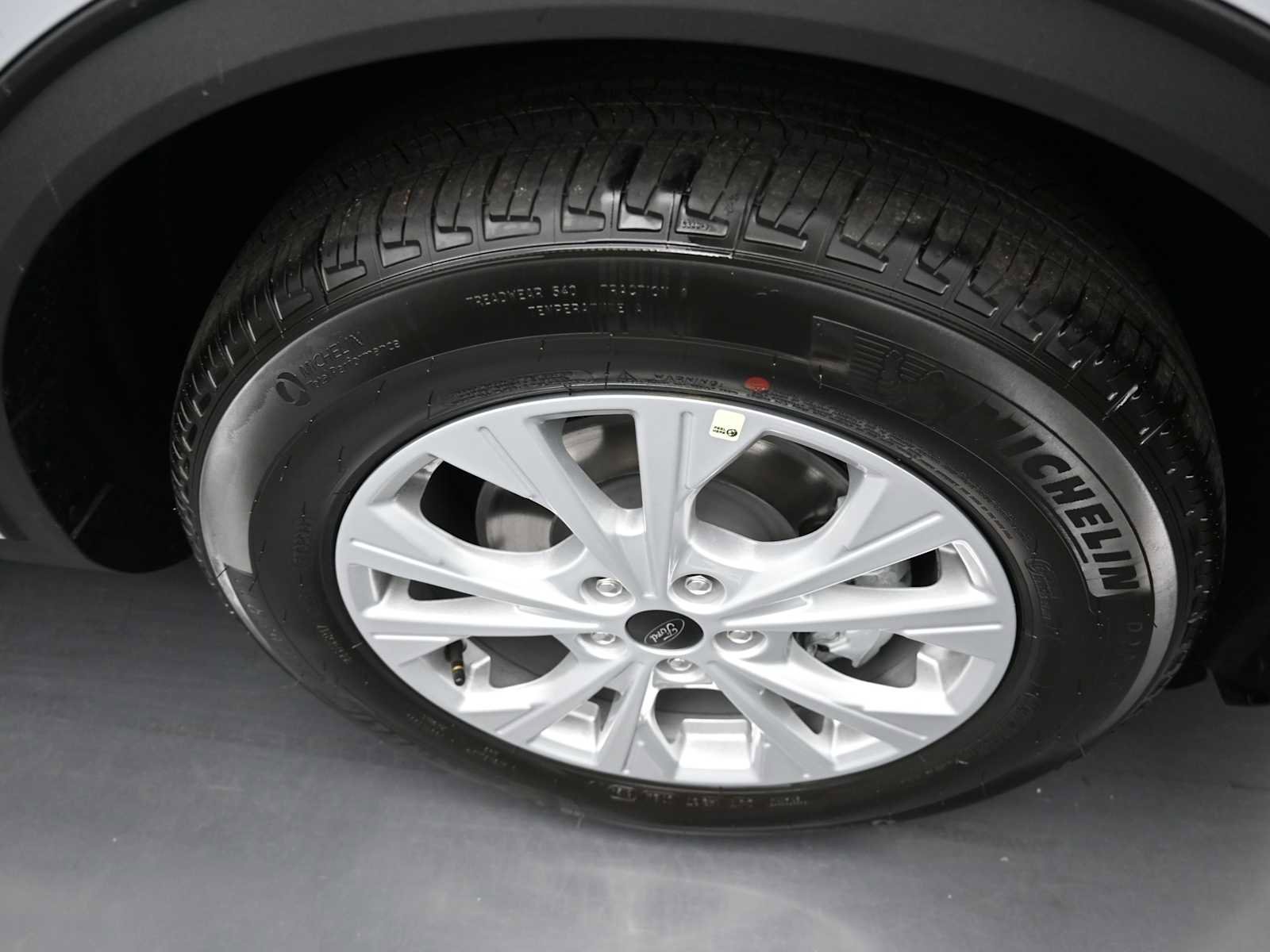 New 2025 Ford Escape Active w/ Cold Weather Package image 14