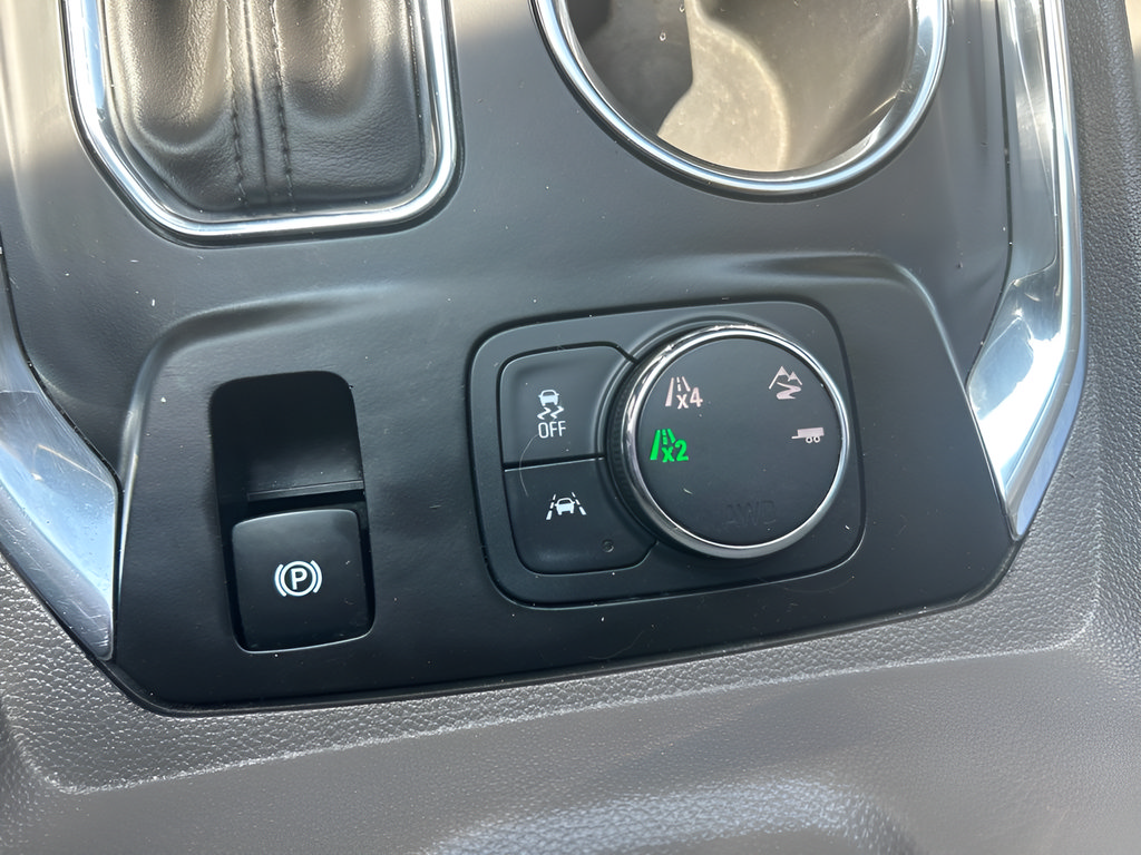 Used 2019 Chevrolet Traverse Premier AWD/4WD image 21