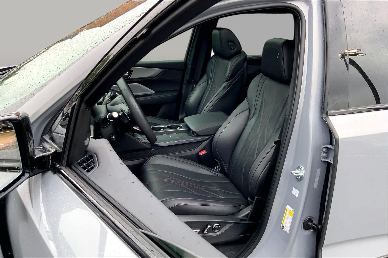 Used 2025 Acura MDX A-Spec AWD/4WD image 8