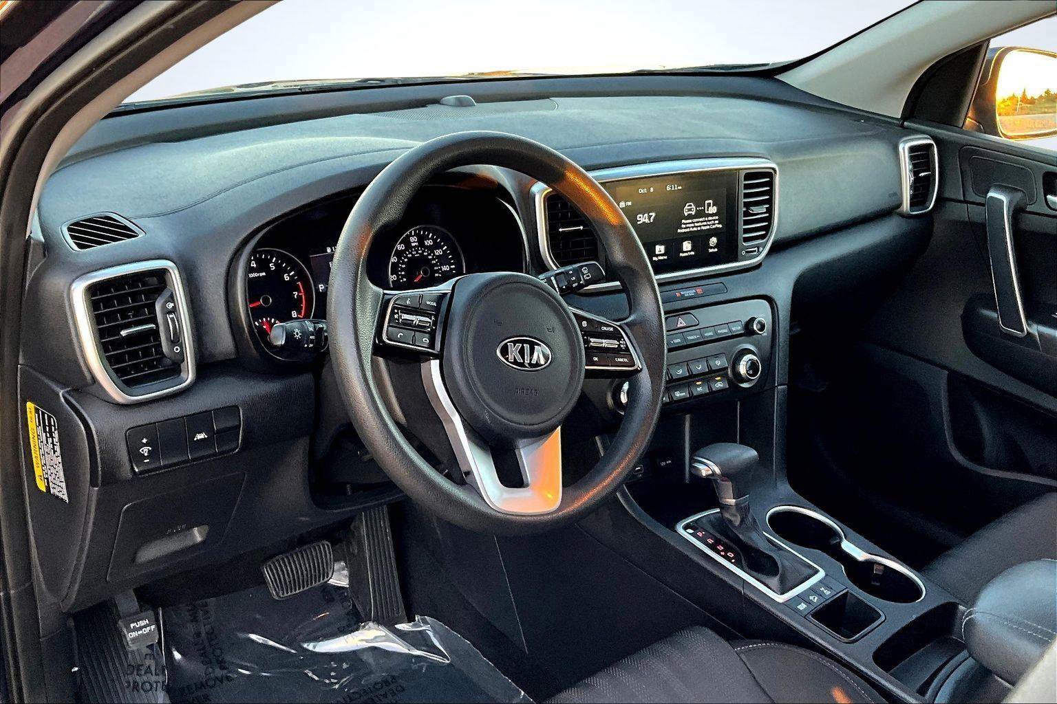 Used 2021 Kia Sportage LX image 14