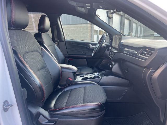 Certified 2023 Ford Escape ST-Line w/ Tech Pack #1 image 11