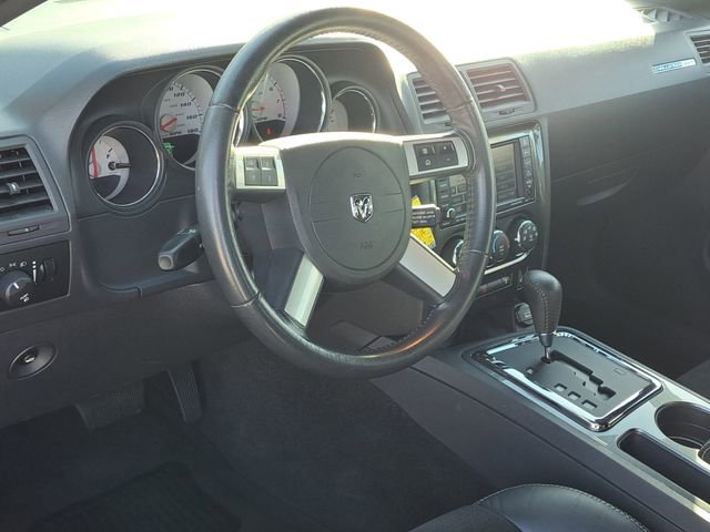Used 2010 Dodge Challenger SRT8 image 9