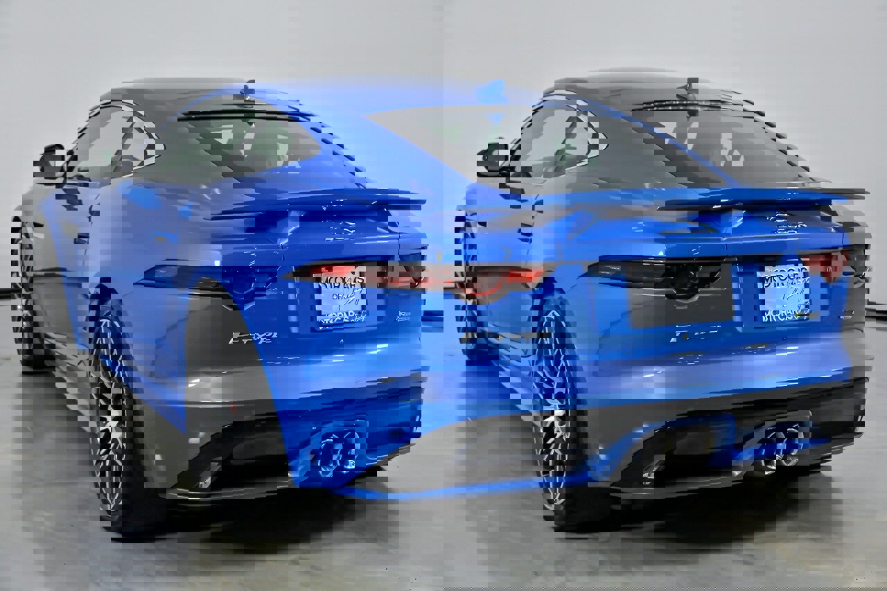 Used 2018 Jaguar F-TYPE R-Dynamic image 10