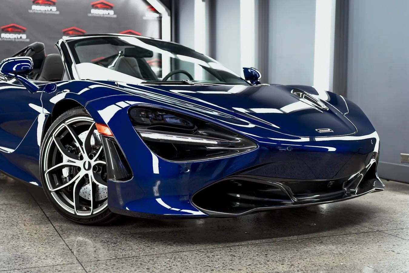 Used 2020 McLaren 720S Spider RWD image 48
