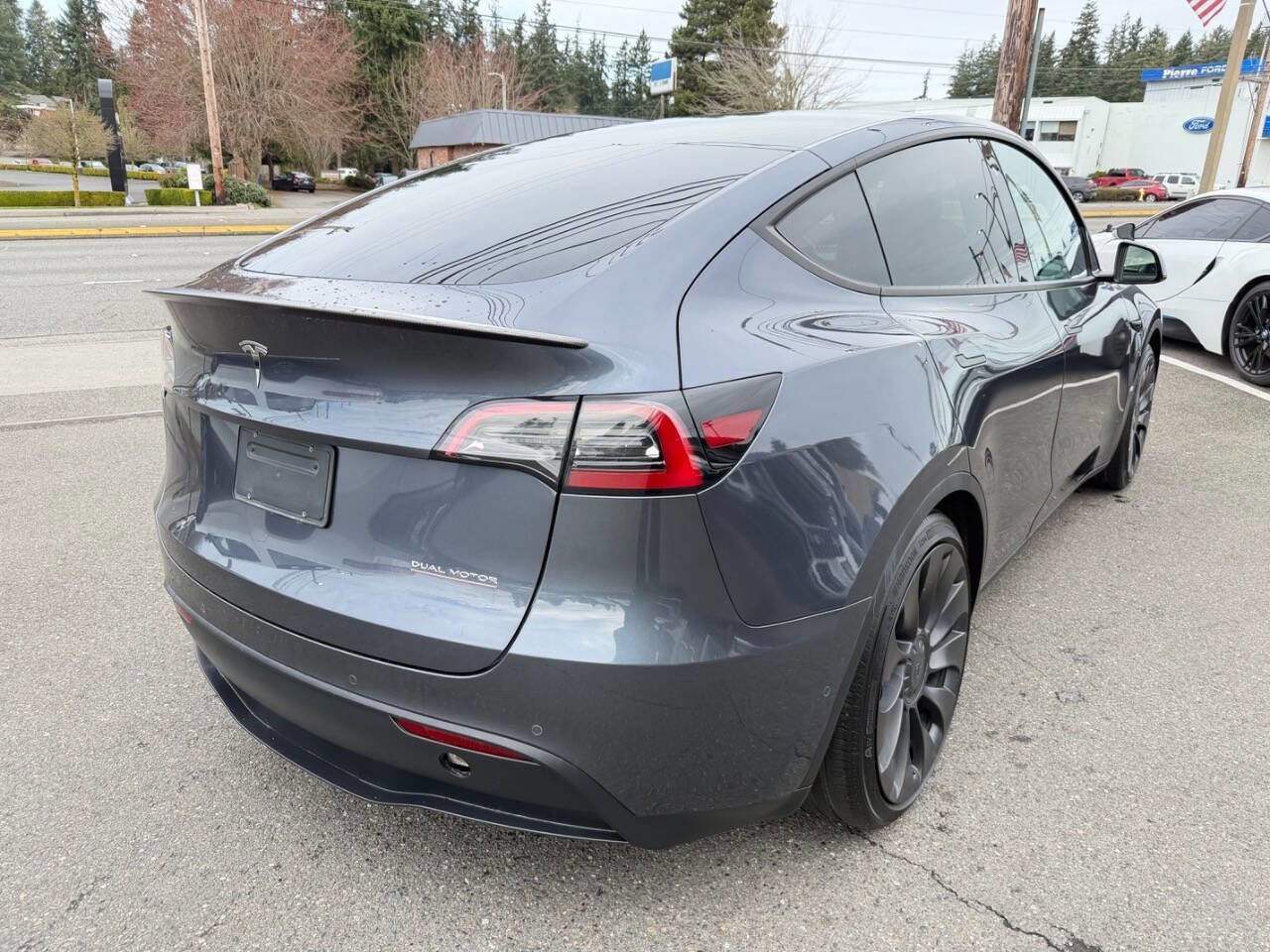 Used 2022 Tesla Model Y Performance image 9