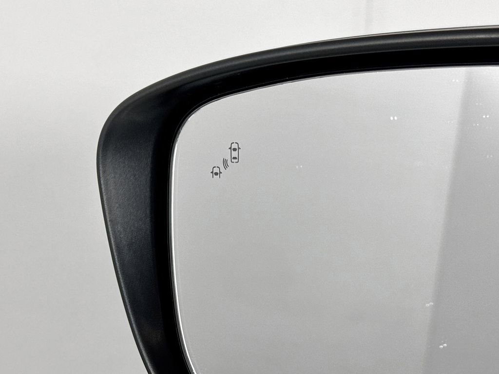 Used 2022 Nissan Frontier S w/ Technology Package image 17