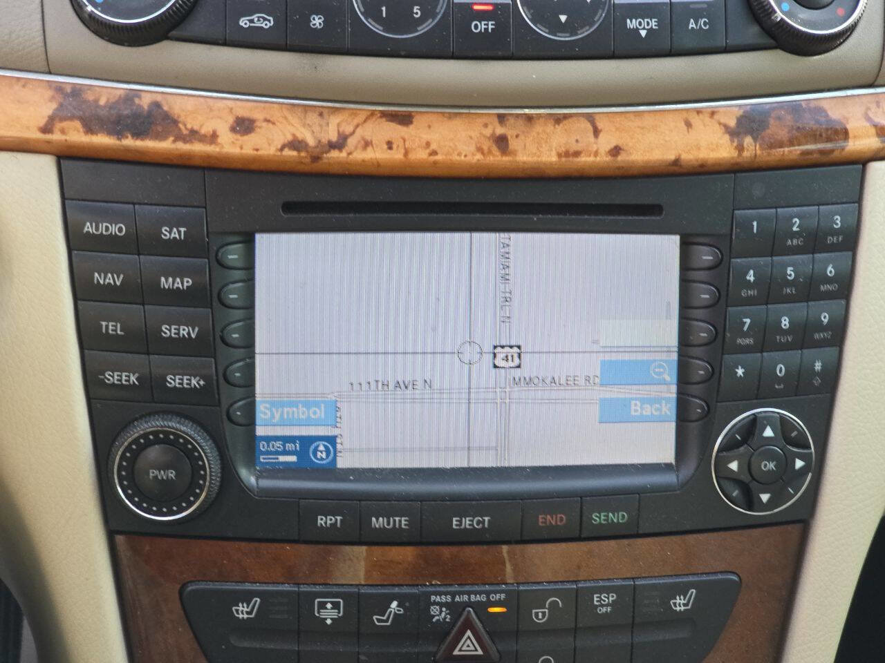 Used 2006 Mercedes-Benz E 350 4MATIC Sedan image 15