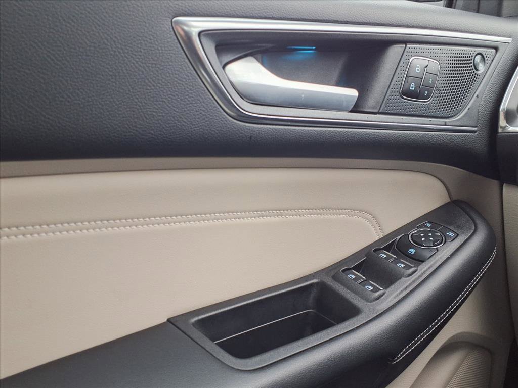 Certified 2024 Ford Edge Titanium image 12