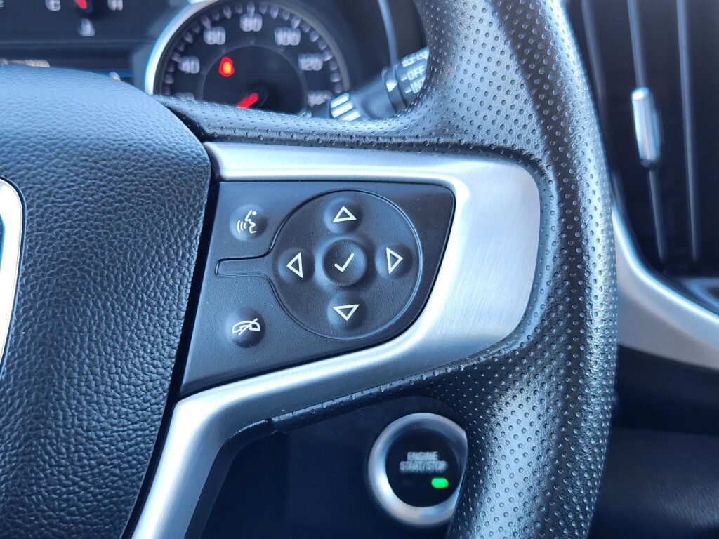 Used 2024 GMC Terrain SLE AWD/4WD image 19