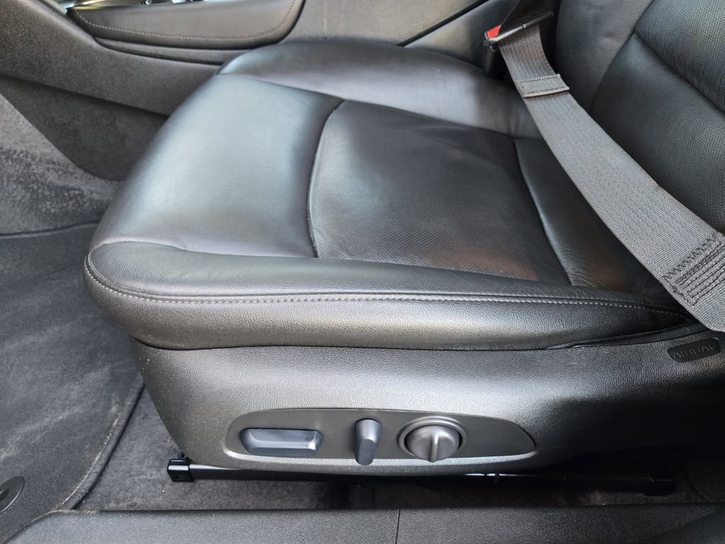 Used 2024 Chevrolet Malibu LT image 21