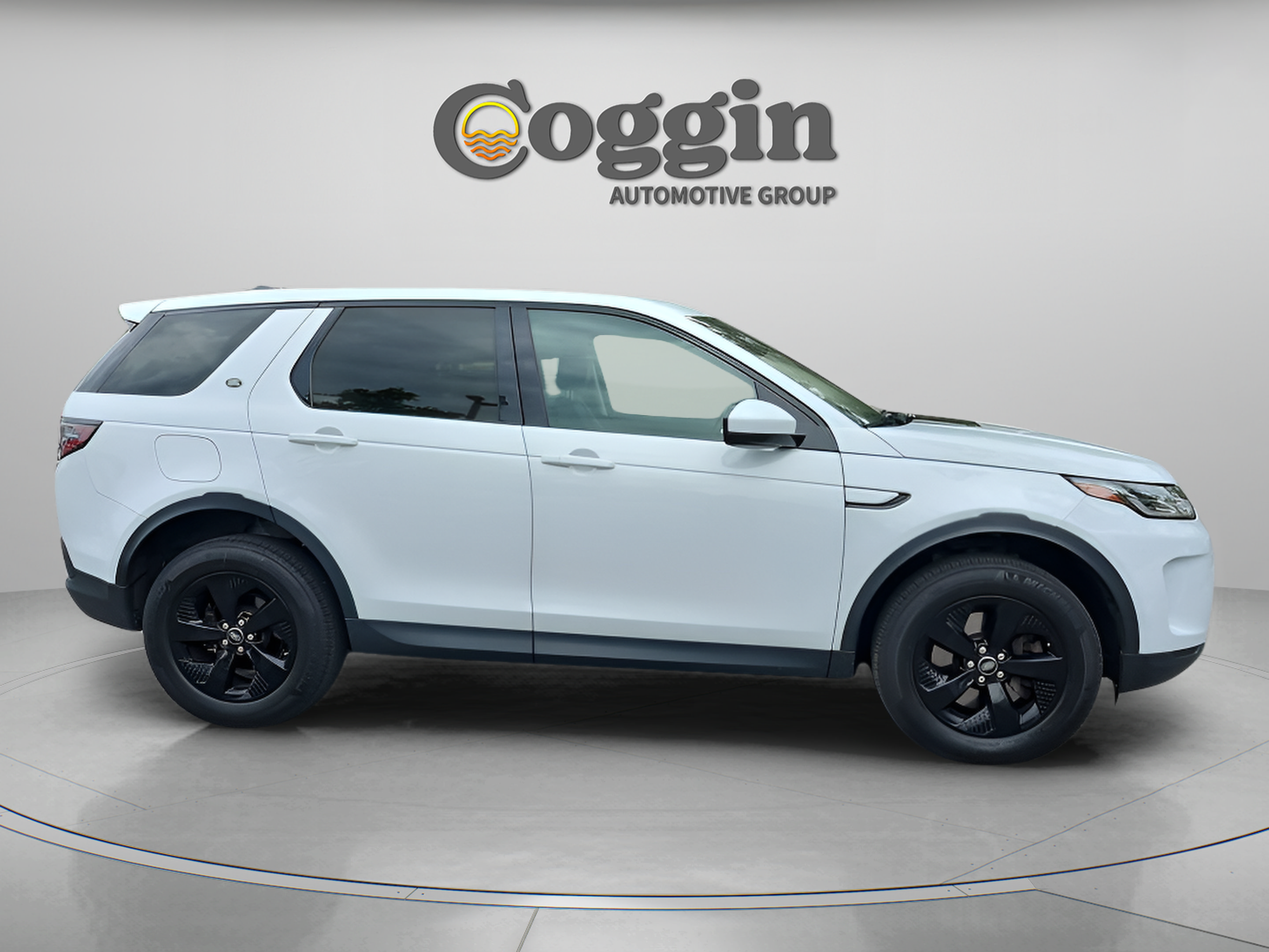 Used 2020 Land Rover Discovery Sport SE AWD/4WD image 6