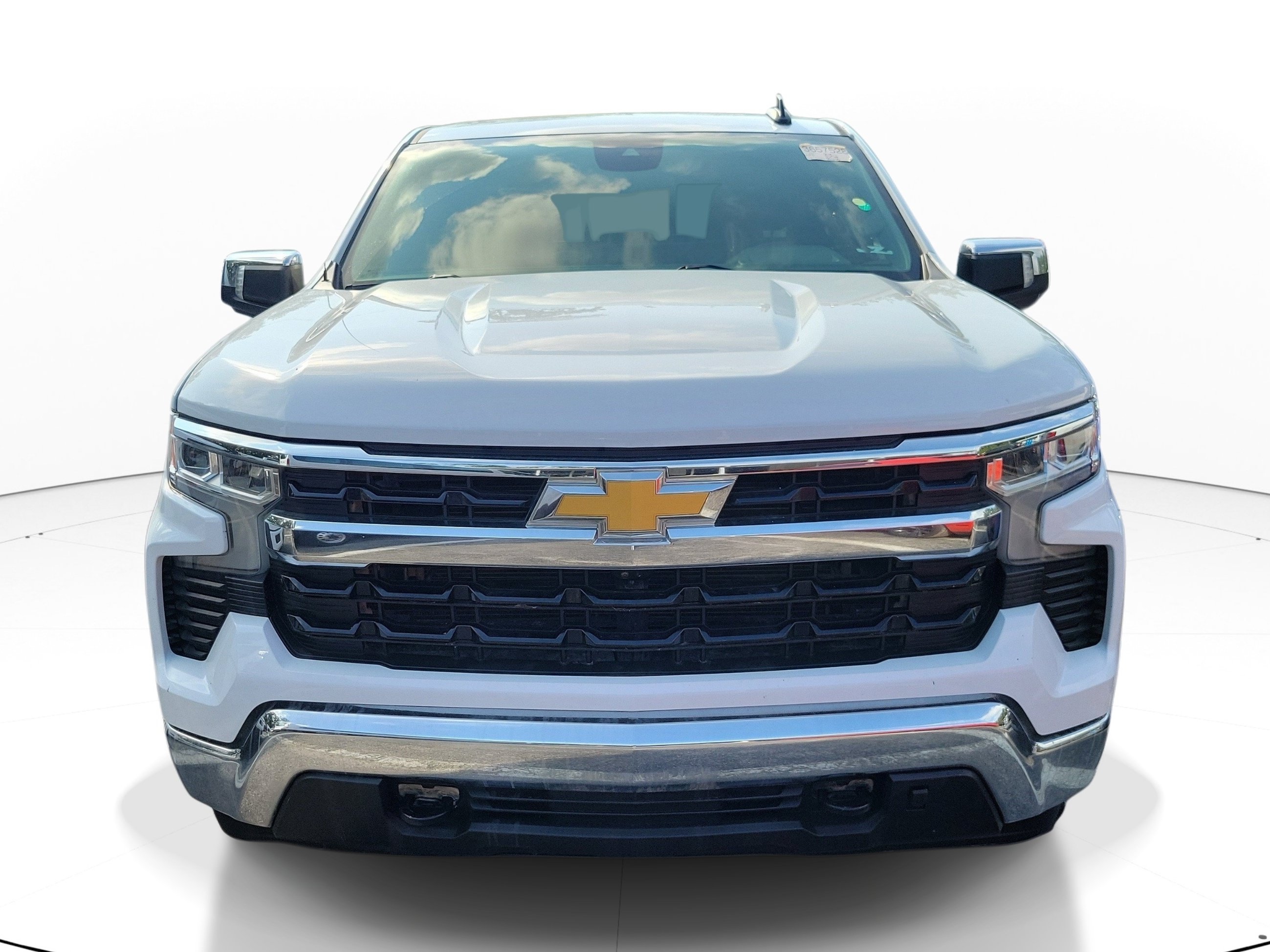 Used 2022 Chevrolet Silverado 1500 LT w/ Z71 Off-Road Package AWD/4WD image 2