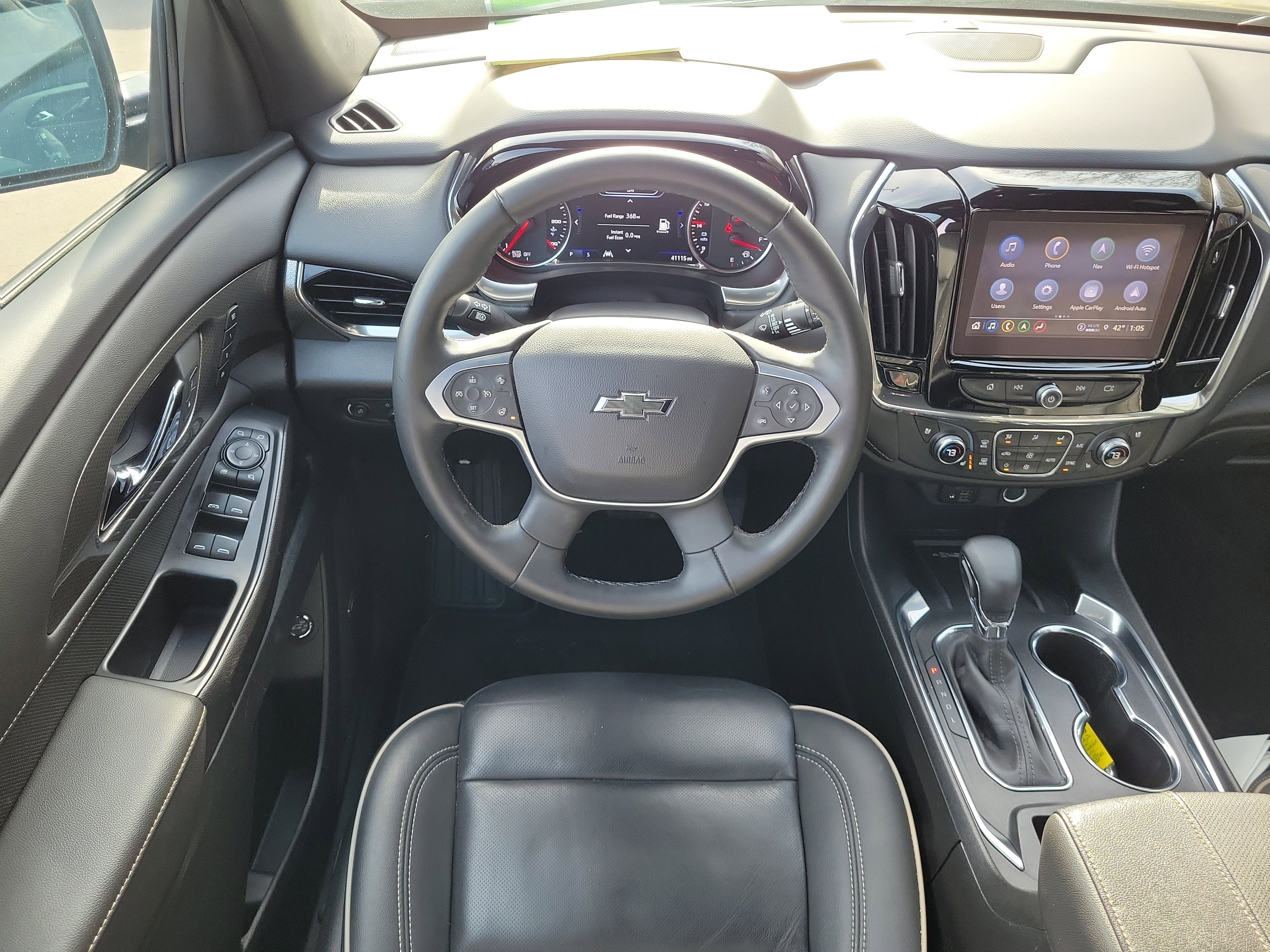 Used 2023 Chevrolet Traverse Premier w/ Redline Edition image 11