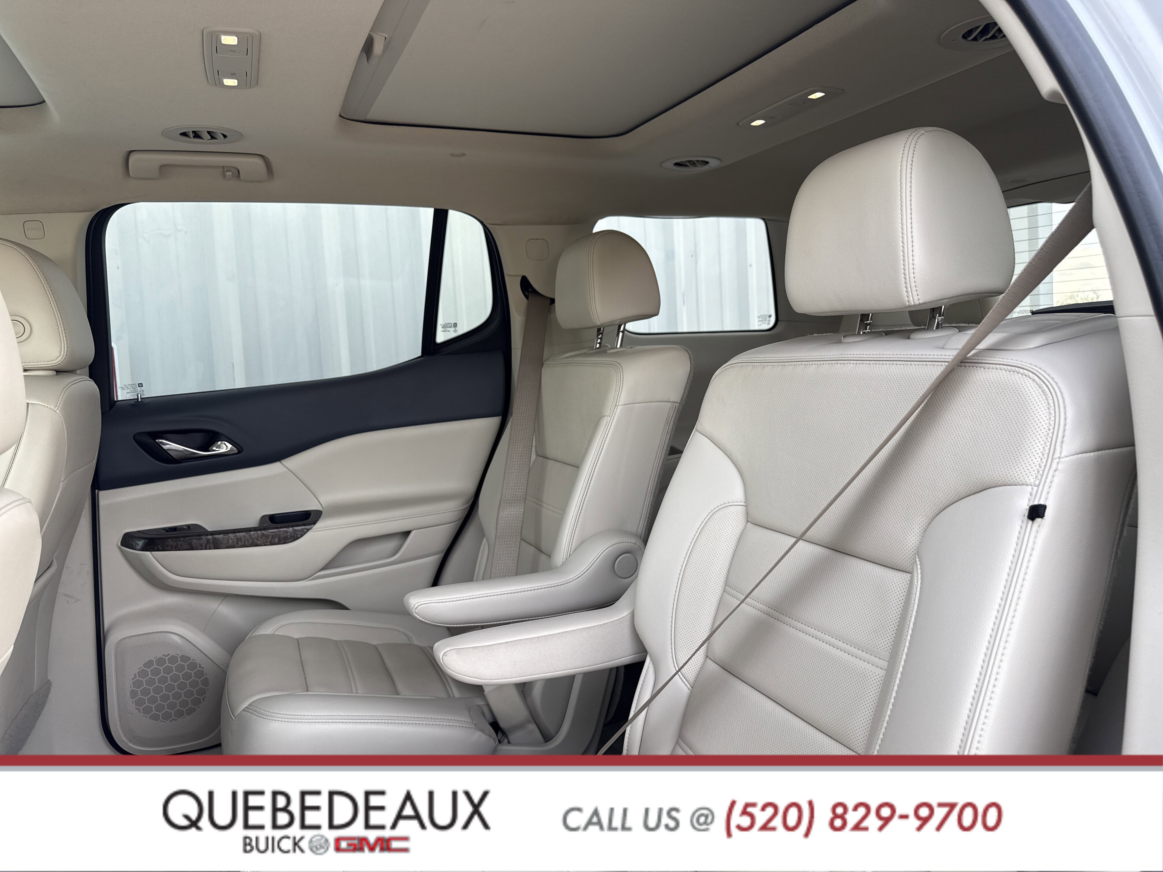 Used 2020 GMC Acadia Denali w/ Denali Ultimate Package image 25