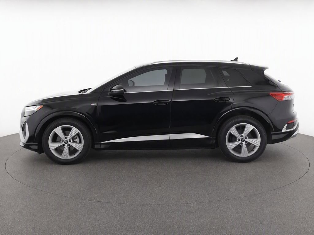 Used 2024 Audi Q4 e-tron Premium Plus w/ Premium Plus AWD/4WD image 3