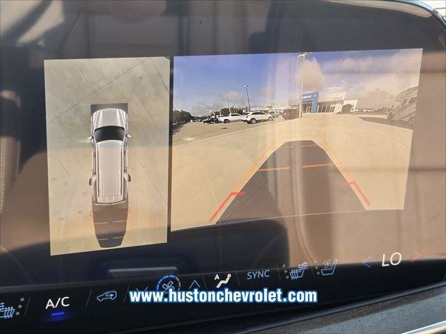 New 2026 Chevrolet Suburban High Country image 40