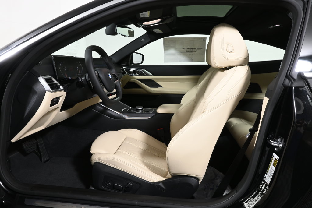 New 2027 BMW 430i Coupe w/ Premium Package AWD/4WD image 3