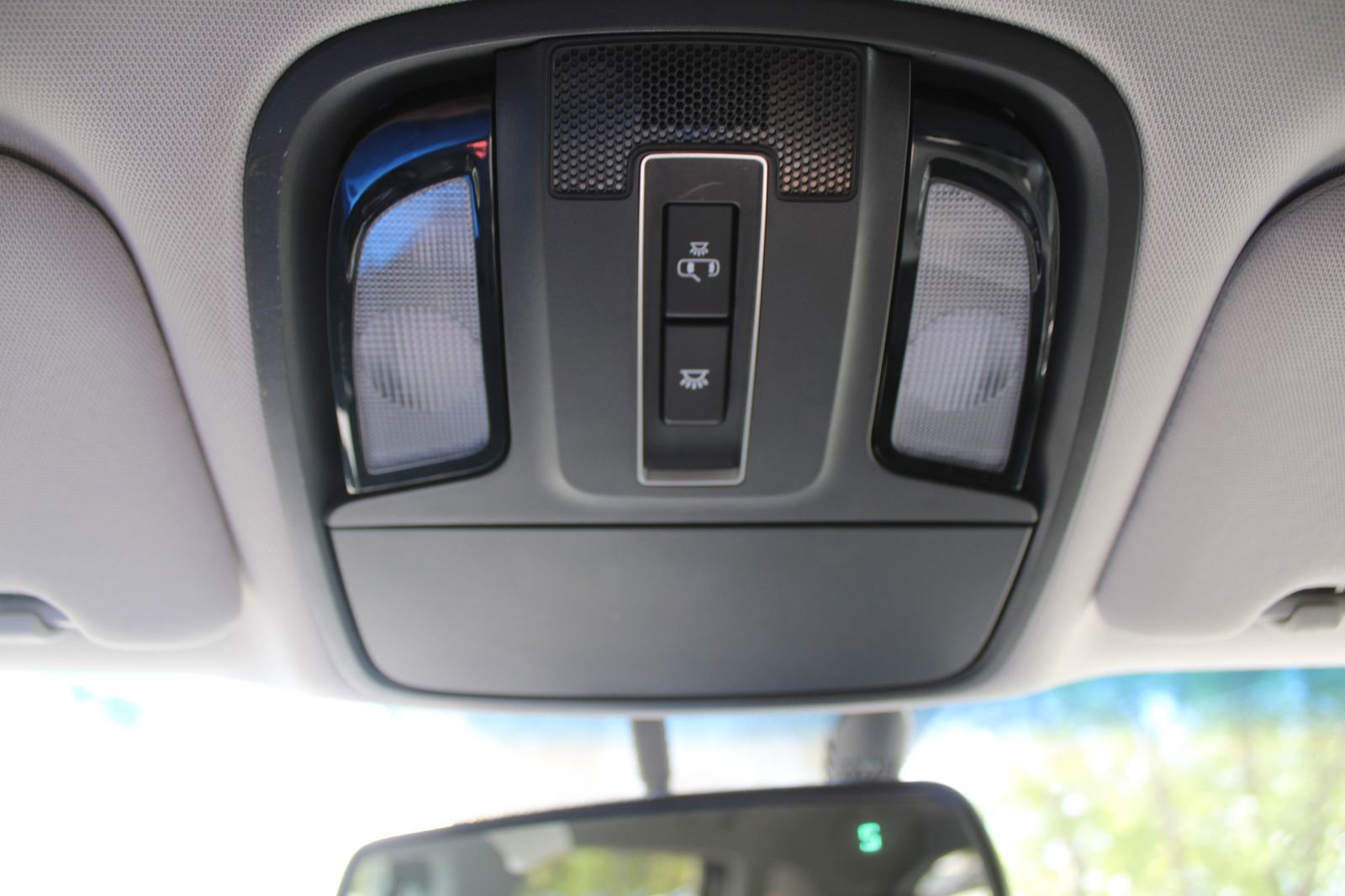 Used 2016 Kia Sorento EX image 42