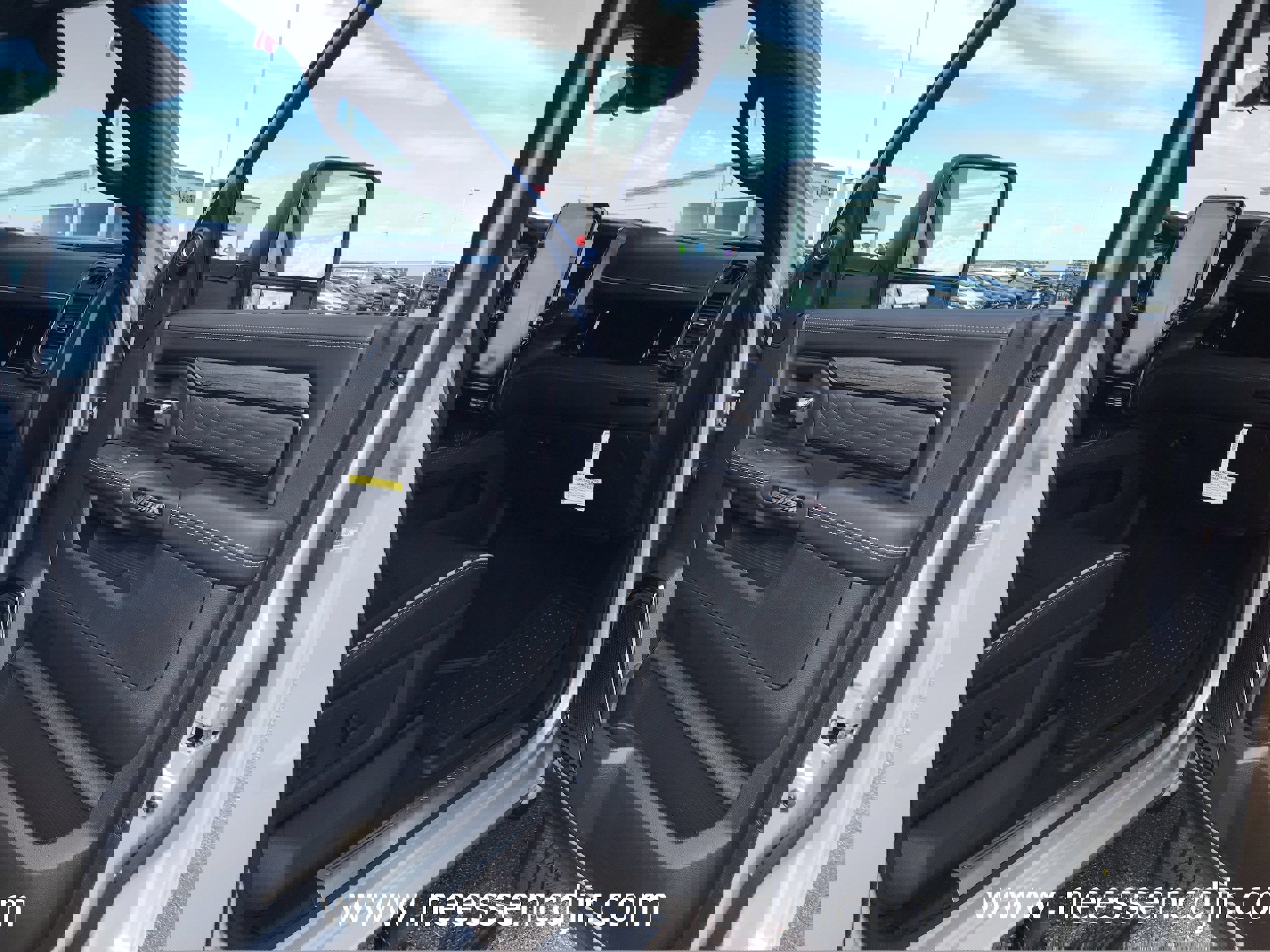 New 2026 RAM 3500 Limited image 19