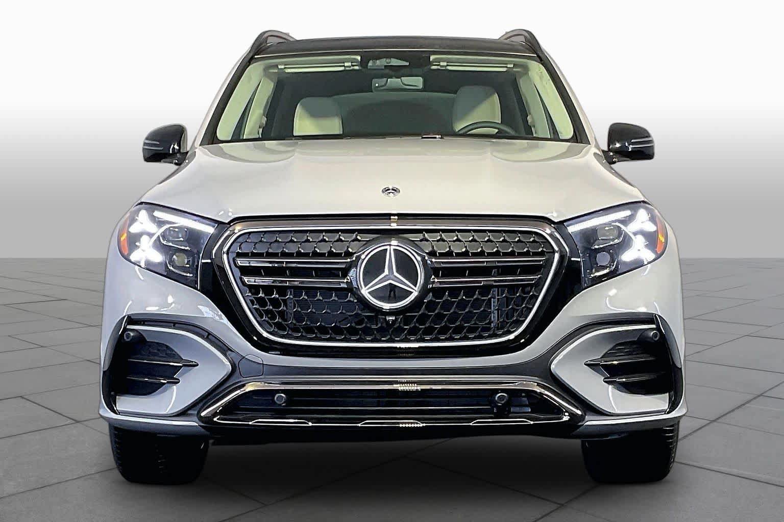 New 2027 Mercedes-Benz GLS 450 4MATIC image 2