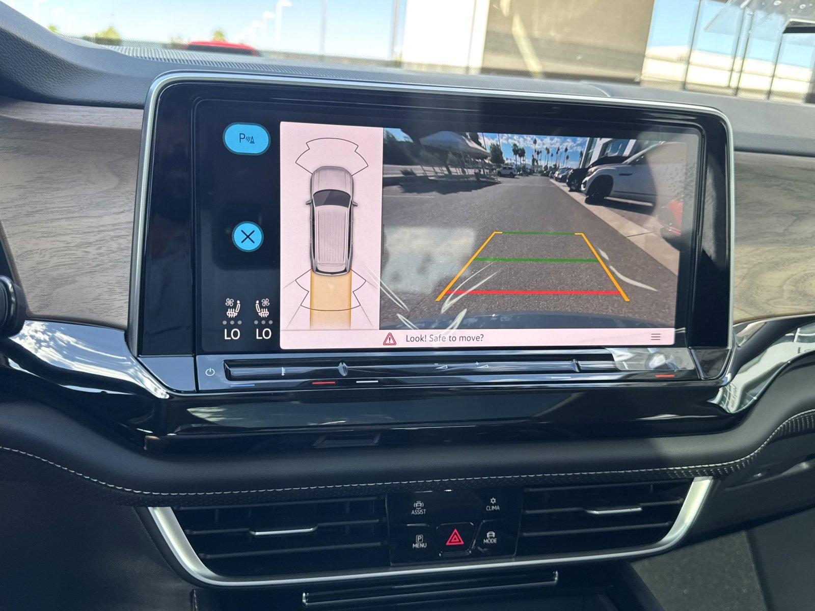 New 2026 Volkswagen Atlas SE image 27