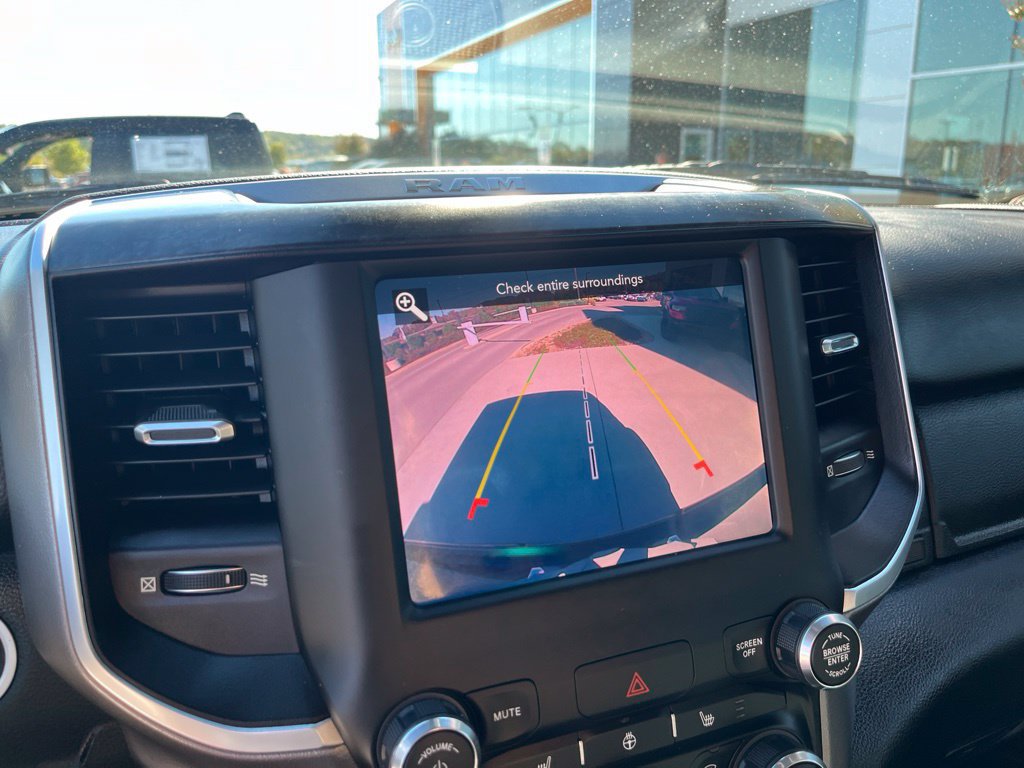Used 2019 RAM 1500 Big Horn AWD/4WD image 12