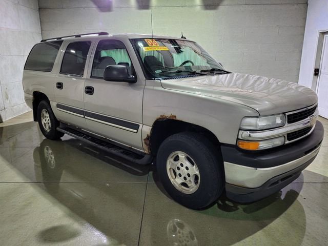 Used 2005 Chevrolet Suburban LS w/ Preferred Equipment Group image 2