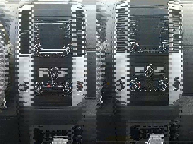 Used 2015 Nissan Frontier SV w/ SV Value Truck Package image 17