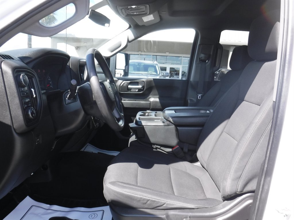 Used 2023 Chevrolet Silverado 2500 Custom w/ Custom Convenience Package image 12