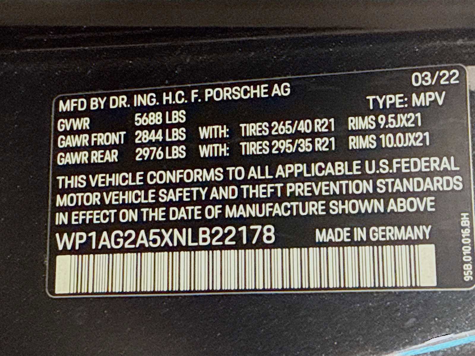 Used 2022 Porsche Macan S image 40