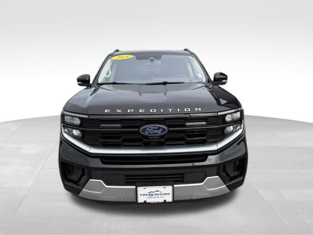Used 2025 Ford Expedition Max Platinum AWD/4WD image 7