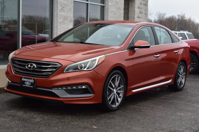 Used 2015 Hyundai Sonata Sport 2.0T image 9