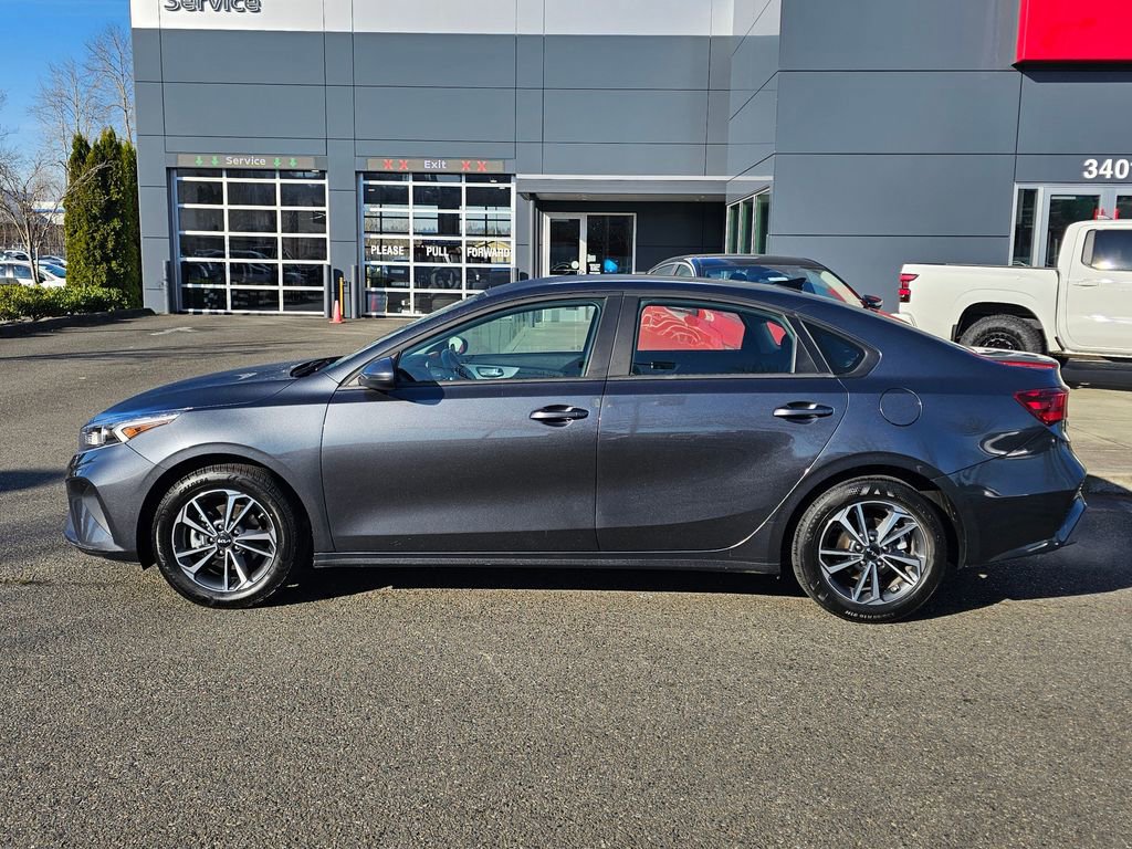 Used 2024 Kia Forte LXS FWD image 8