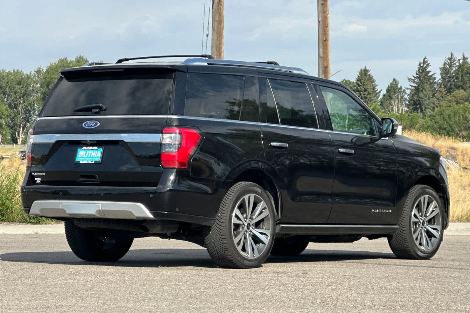 Certified 2021 Ford Expedition Platinum AWD/4WD image 2