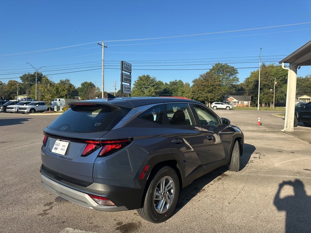New 2026 Hyundai Tucson SE image 8