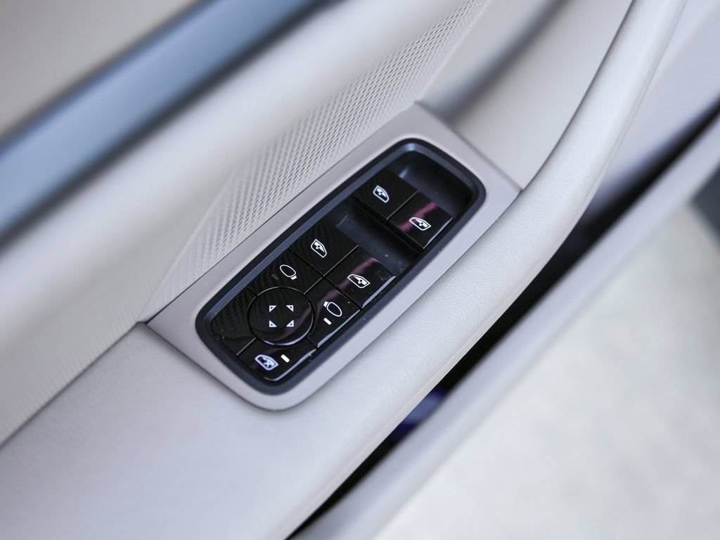 Certified 2021 Porsche Taycan 4S AWD/4WD image 27