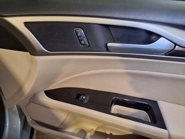 Used 2013 Ford Fusion SE FWD image 29