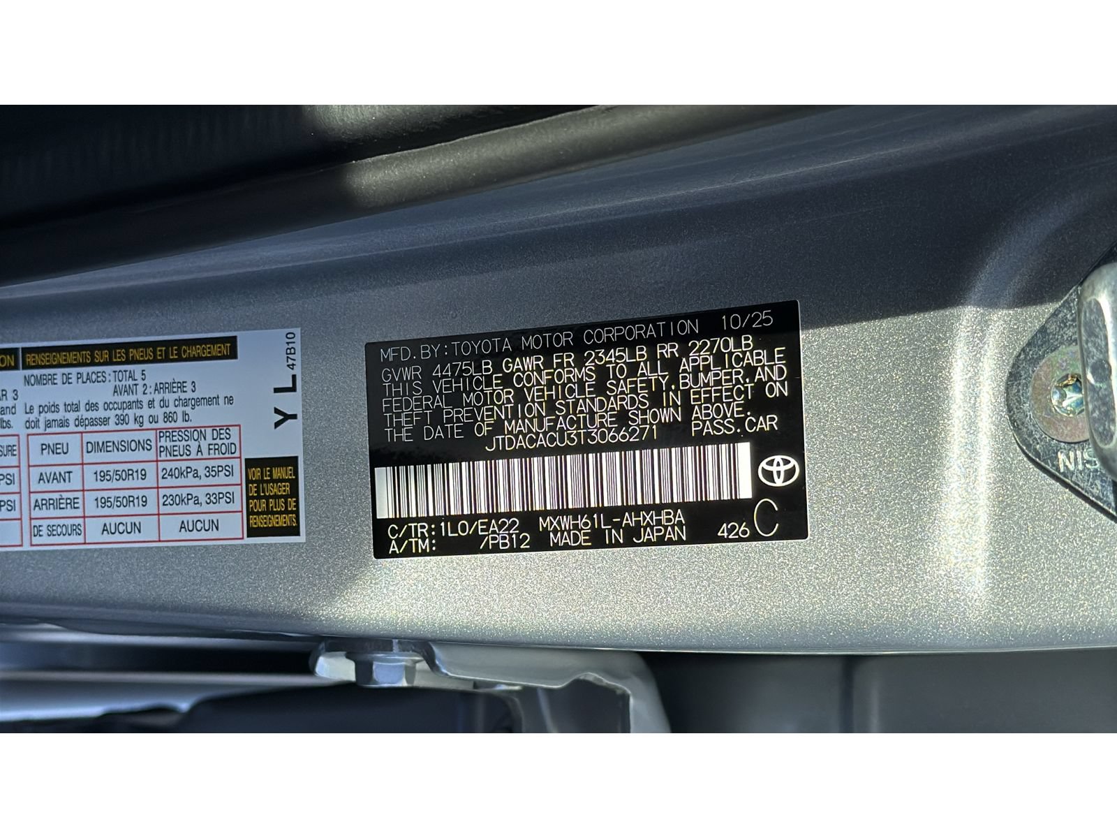 New 2026 Toyota Prius Plug-In Hybrid FWD image 33