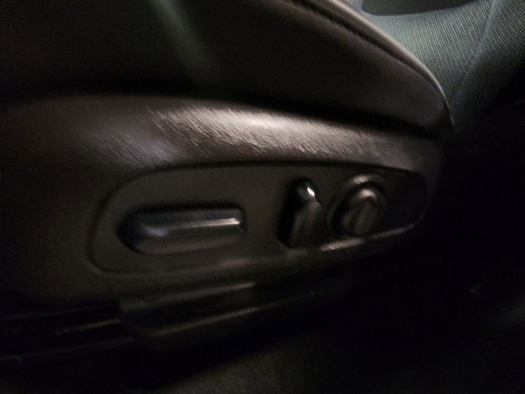 Certified 2025 Chevrolet TrailBlazer LT w/ Convenience Package image 13