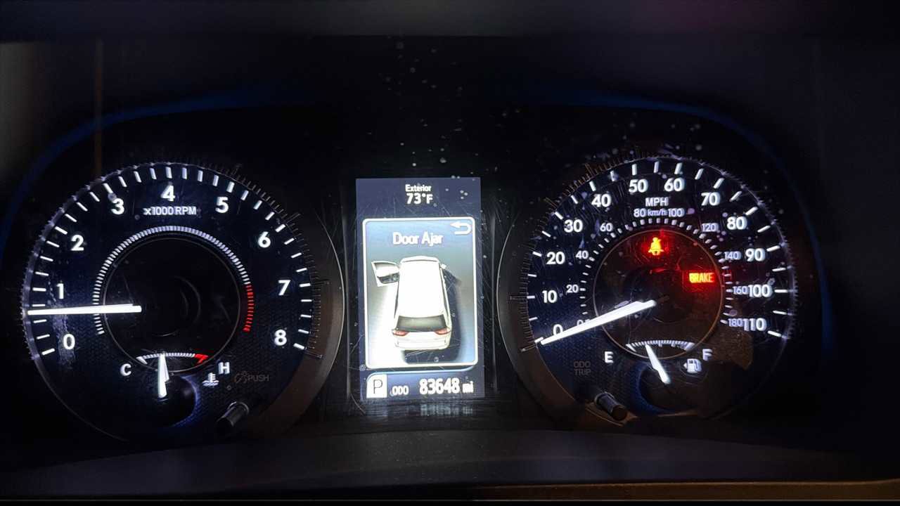 Used 2017 Toyota Sienna XLE image 4