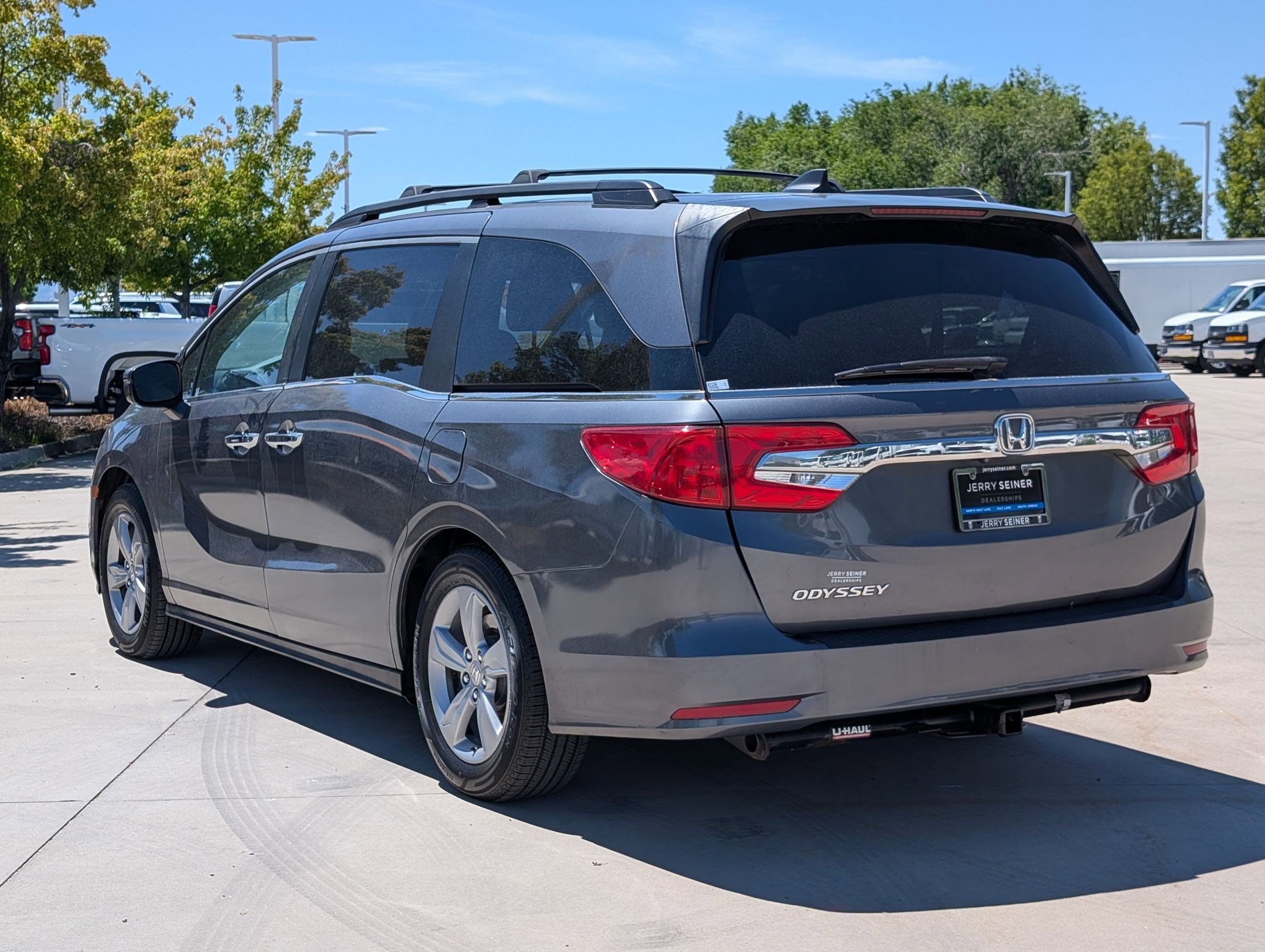 Used 2018 Honda Odyssey EX image 3