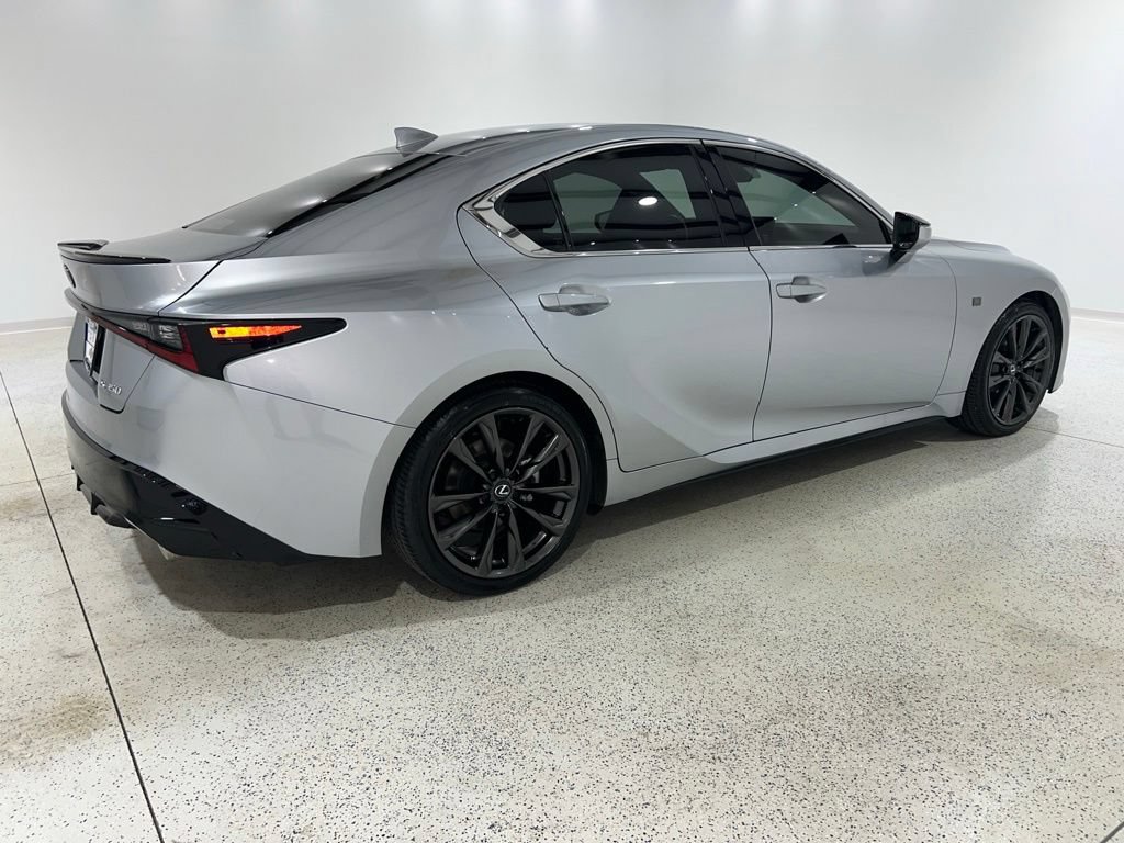 Used 2024 Lexus IS 350 F Sport RWD image 5